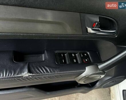 Белый Хонда СРВ, объемом двигателя 2.2 л и пробегом 198 тыс. км за 13999 $, фото 14 на Automoto.ua