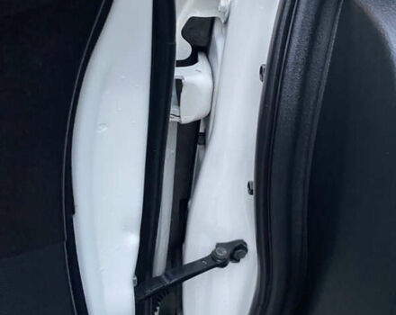 Белый Хонда СРВ, объемом двигателя 2.2 л и пробегом 185 тыс. км за 14200 $, фото 73 на Automoto.ua