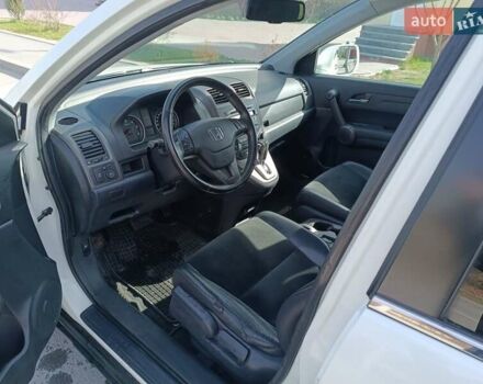 Белый Хонда СРВ, объемом двигателя 2.2 л и пробегом 306 тыс. км за 13100 $, фото 21 на Automoto.ua