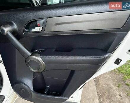 Белый Хонда СРВ, объемом двигателя 2.2 л и пробегом 198 тыс. км за 13999 $, фото 18 на Automoto.ua