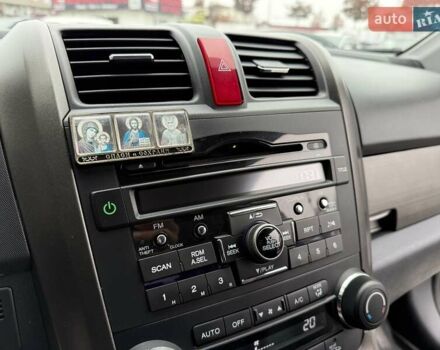 Белый Хонда СРВ, объемом двигателя 2 л и пробегом 214 тыс. км за 11999 $, фото 20 на Automoto.ua