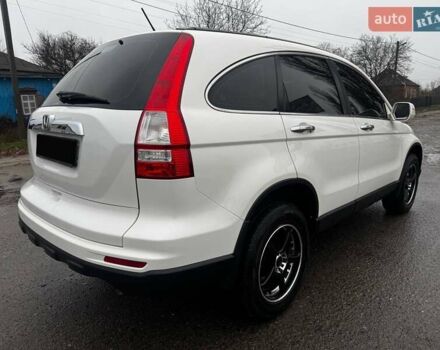 Белый Хонда СРВ, объемом двигателя 2.2 л и пробегом 170 тыс. км за 12500 $, фото 21 на Automoto.ua