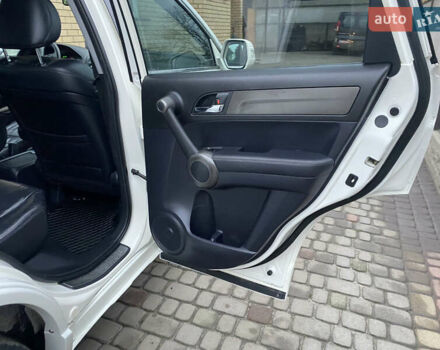 Белый Хонда СРВ, объемом двигателя 2.2 л и пробегом 185 тыс. км за 14200 $, фото 54 на Automoto.ua