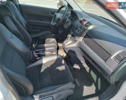 Белый Хонда СРВ, объемом двигателя 2.2 л и пробегом 306 тыс. км за 13100 $, фото 15 на Automoto.ua