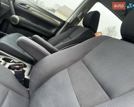 Белый Хонда СРВ, объемом двигателя 2.2 л и пробегом 170 тыс. км за 12500 $, фото 27 на Automoto.ua