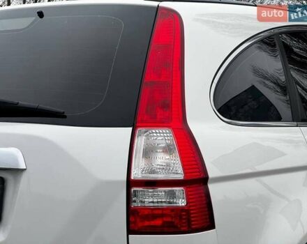 Белый Хонда СРВ, объемом двигателя 2.2 л и пробегом 170 тыс. км за 12500 $, фото 17 на Automoto.ua