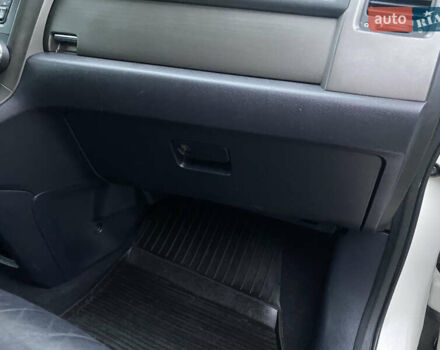 Белый Хонда СРВ, объемом двигателя 2.2 л и пробегом 185 тыс. км за 14200 $, фото 58 на Automoto.ua