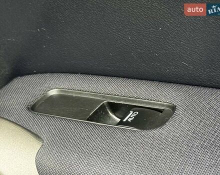 Белый Хонда СРВ, объемом двигателя 2.2 л и пробегом 170 тыс. км за 12500 $, фото 42 на Automoto.ua