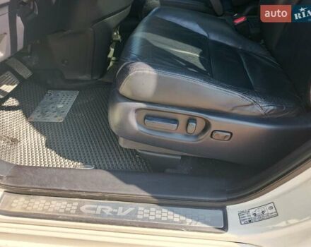 Білий Хонда СРВ, об'ємом двигуна 2.2 л та пробігом 241 тис. км за 13900 $, фото 2 на Automoto.ua