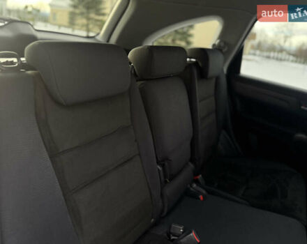 Белый Хонда СРВ, объемом двигателя 2.2 л и пробегом 177 тыс. км за 15500 $, фото 73 на Automoto.ua