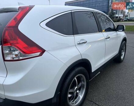 Белый Хонда СРВ, объемом двигателя 2.35 л и пробегом 113 тыс. км за 17200 $, фото 12 на Automoto.ua