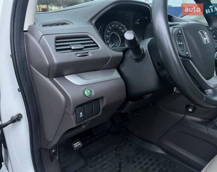 Белый Хонда СРВ, объемом двигателя 2.35 л и пробегом 113 тыс. км за 17200 $, фото 43 на Automoto.ua