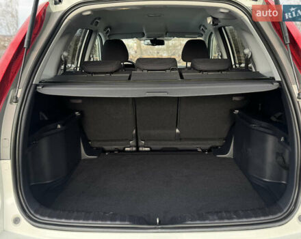 Белый Хонда СРВ, объемом двигателя 2.2 л и пробегом 177 тыс. км за 15500 $, фото 80 на Automoto.ua