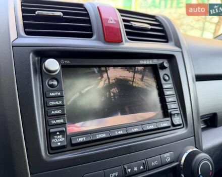 Белый Хонда СРВ, объемом двигателя 2.2 л и пробегом 195 тыс. км за 15800 $, фото 47 на Automoto.ua