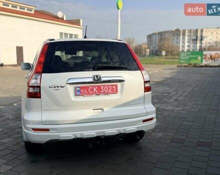 Белый Хонда СРВ, объемом двигателя 2.2 л и пробегом 195 тыс. км за 15800 $, фото 16 на Automoto.ua