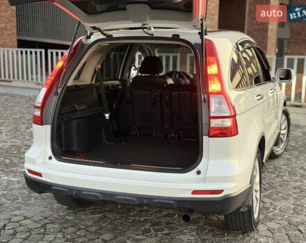 Белый Хонда СРВ, объемом двигателя 2.35 л и пробегом 171 тыс. км за 12900 $, фото 17 на Automoto.ua