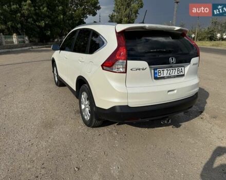 Белый Хонда СРВ, объемом двигателя 2.35 л и пробегом 182 тыс. км за 17000 $, фото 6 на Automoto.ua