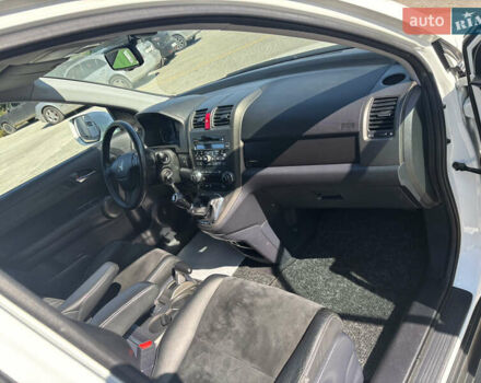 Белый Хонда СРВ, объемом двигателя 2.2 л и пробегом 212 тыс. км за 13999 $, фото 64 на Automoto.ua