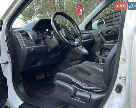 Белый Хонда СРВ, объемом двигателя 2 л и пробегом 280 тыс. км за 11999 $, фото 29 на Automoto.ua