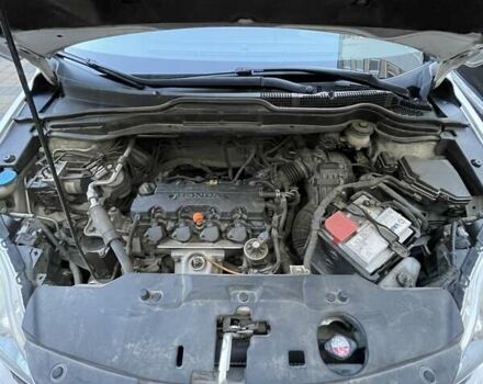 Білий Хонда СРВ, об'ємом двигуна 2 л та пробігом 99 тис. км за 14500 $, фото 9 на Automoto.ua