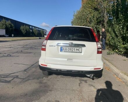 Белый Хонда СРВ, объемом двигателя 2 л и пробегом 165 тыс. км за 11700 $, фото 3 на Automoto.ua