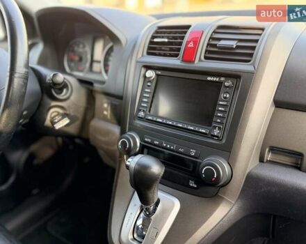 Белый Хонда СРВ, объемом двигателя 2.2 л и пробегом 195 тыс. км за 15800 $, фото 31 на Automoto.ua