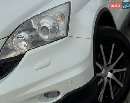 Белый Хонда СРВ, объемом двигателя 2.2 л и пробегом 177 тыс. км за 15500 $, фото 7 на Automoto.ua