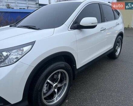 Белый Хонда СРВ, объемом двигателя 2.35 л и пробегом 113 тыс. км за 17200 $, фото 5 на Automoto.ua