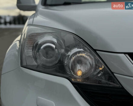 Белый Хонда СРВ, объемом двигателя 2.2 л и пробегом 177 тыс. км за 15500 $, фото 26 на Automoto.ua