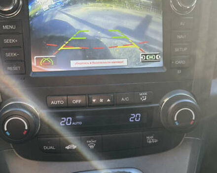 Белый Хонда СРВ, объемом двигателя 2 л и пробегом 128 тыс. км за 15000 $, фото 10 на Automoto.ua