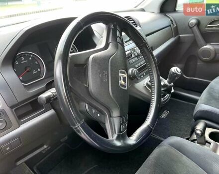 Белый Хонда СРВ, объемом двигателя 2.2 л и пробегом 212 тыс. км за 12500 $, фото 9 на Automoto.ua