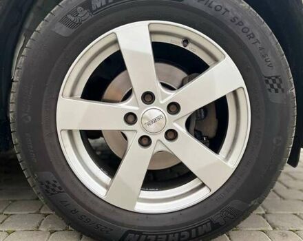 Белый Хонда СРВ, объемом двигателя 2.4 л и пробегом 255 тыс. км за 13200 $, фото 5 на Automoto.ua