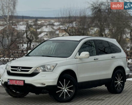 Белый Хонда СРВ, объемом двигателя 2.2 л и пробегом 177 тыс. км за 15500 $, фото 1 на Automoto.ua