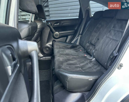 Белый Хонда СРВ, объемом двигателя 2 л и пробегом 280 тыс. км за 11999 $, фото 35 на Automoto.ua