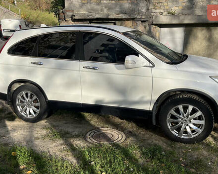 Белый Хонда СРВ, объемом двигателя 2 л и пробегом 128 тыс. км за 15000 $, фото 8 на Automoto.ua