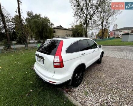 Белый Хонда СРВ, объемом двигателя 2.2 л и пробегом 212 тыс. км за 12500 $, фото 3 на Automoto.ua