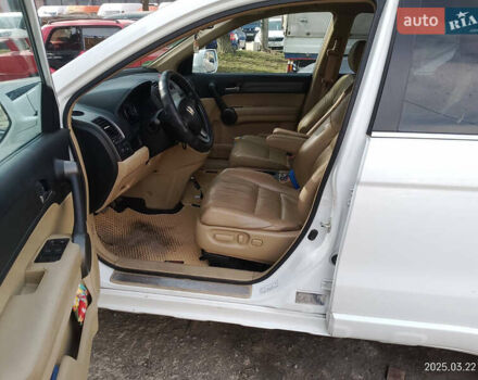 Белый Хонда СРВ, объемом двигателя 2.2 л и пробегом 228 тыс. км за 13300 $, фото 21 на Automoto.ua