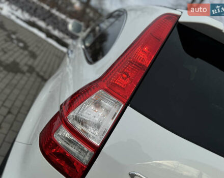 Белый Хонда СРВ, объемом двигателя 2.2 л и пробегом 177 тыс. км за 15500 $, фото 20 на Automoto.ua