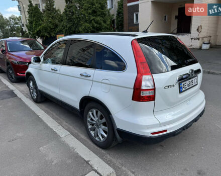 Белый Хонда СРВ, объемом двигателя 2.4 л и пробегом 185 тыс. км за 15000 $, фото 15 на Automoto.ua