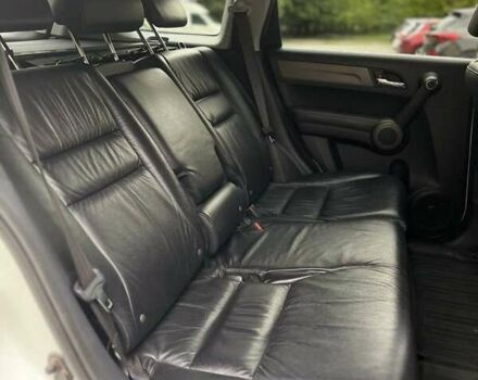 Белый Хонда СРВ, объемом двигателя 2.4 л и пробегом 255 тыс. км за 13200 $, фото 13 на Automoto.ua