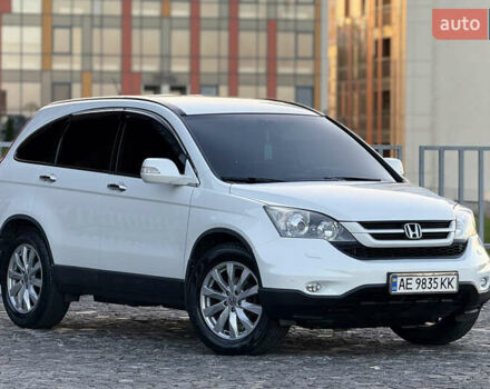 Белый Хонда СРВ, объемом двигателя 2.35 л и пробегом 171 тыс. км за 12900 $, фото 1 на Automoto.ua