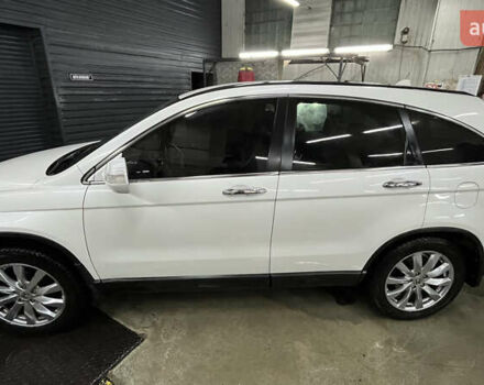 Белый Хонда СРВ, объемом двигателя 2 л и пробегом 128 тыс. км за 15000 $, фото 5 на Automoto.ua