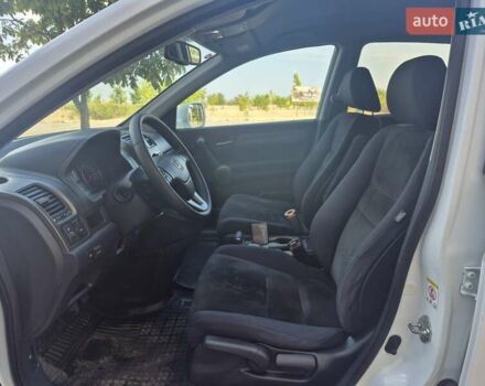 Белый Хонда СРВ, объемом двигателя 2 л и пробегом 174 тыс. км за 13700 $, фото 38 на Automoto.ua