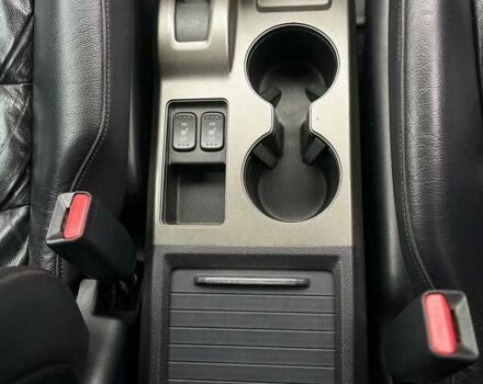 Белый Хонда СРВ, объемом двигателя 2.4 л и пробегом 255 тыс. км за 13200 $, фото 10 на Automoto.ua