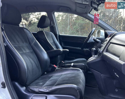 Белый Хонда СРВ, объемом двигателя 2 л и пробегом 280 тыс. км за 11999 $, фото 45 на Automoto.ua