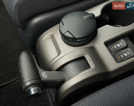 Белый Хонда СРВ, объемом двигателя 2.2 л и пробегом 177 тыс. км за 15500 $, фото 56 на Automoto.ua