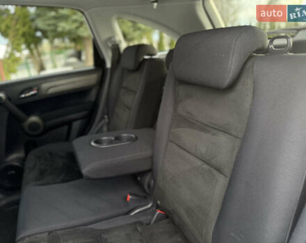 Белый Хонда СРВ, объемом двигателя 2.2 л и пробегом 177 тыс. км за 15500 $, фото 76 на Automoto.ua