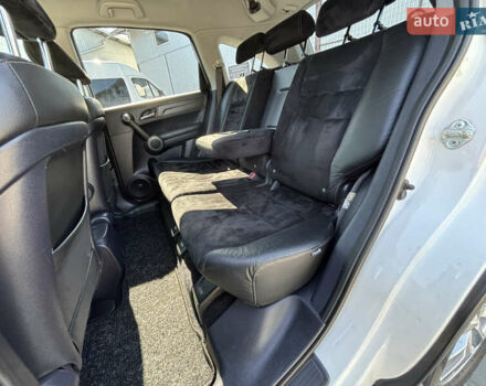Белый Хонда СРВ, объемом двигателя 2.2 л и пробегом 212 тыс. км за 13999 $, фото 65 на Automoto.ua