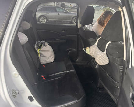 Белый Хонда СРВ, объемом двигателя 2.2 л и пробегом 152 тыс. км за 18750 $, фото 17 на Automoto.ua