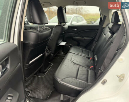 Белый Хонда СРВ, объемом двигателя 2.2 л и пробегом 229 тыс. км за 17850 $, фото 11 на Automoto.ua